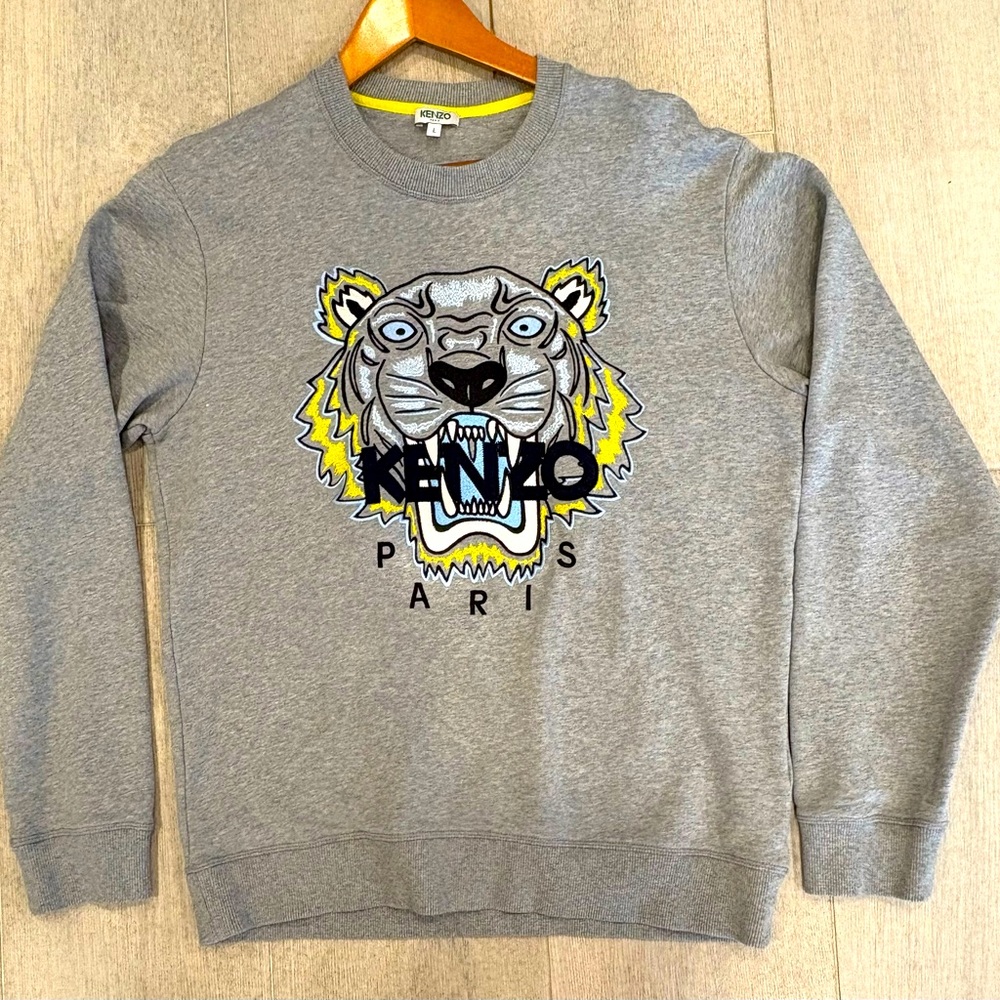 Kenzo Gray Crewneck Sweater with Graphic Design